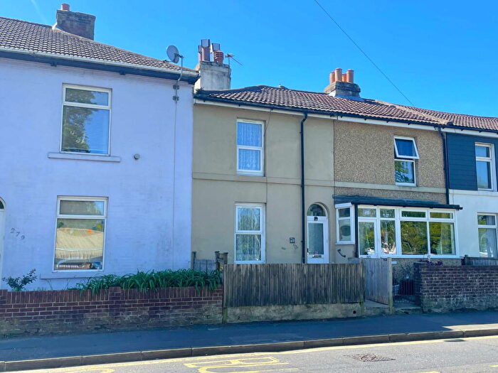 3 Bedroom Terraced House For Sale In Forton Road, Gosport, PO12