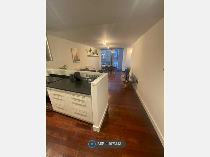 2 Bedroom Flat To Rent In Redchurch Street, London, E2