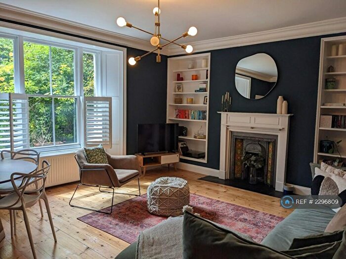 2 Bedroom Flat To Rent In Islington, London, N7
