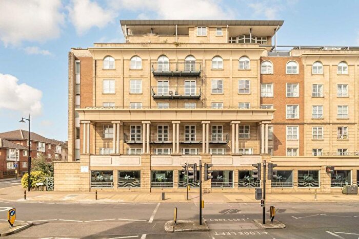 1 Bedroom Flat To Rent In Worple Road, Wimbledon, SW19