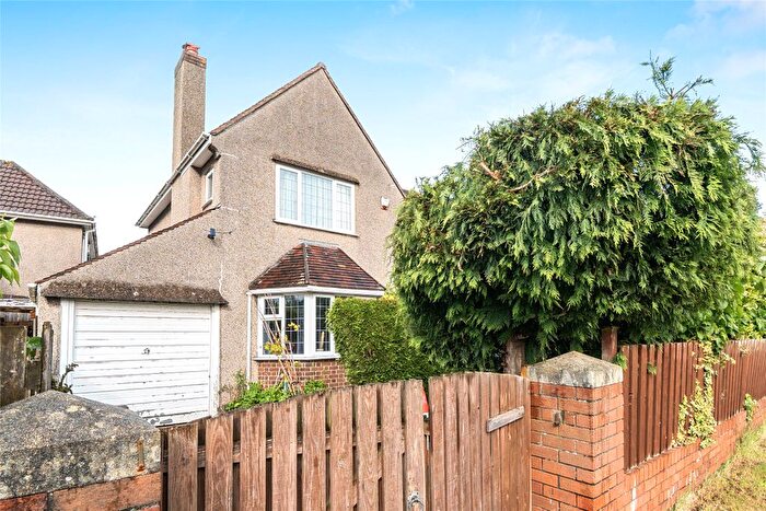 4 Bedroom Detached House For Sale In Little Withey Mead, Bristol, BS9