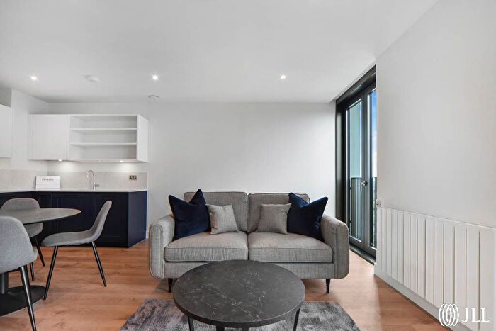1 Bedroom Flat To Rent In Durban Road, London, E15