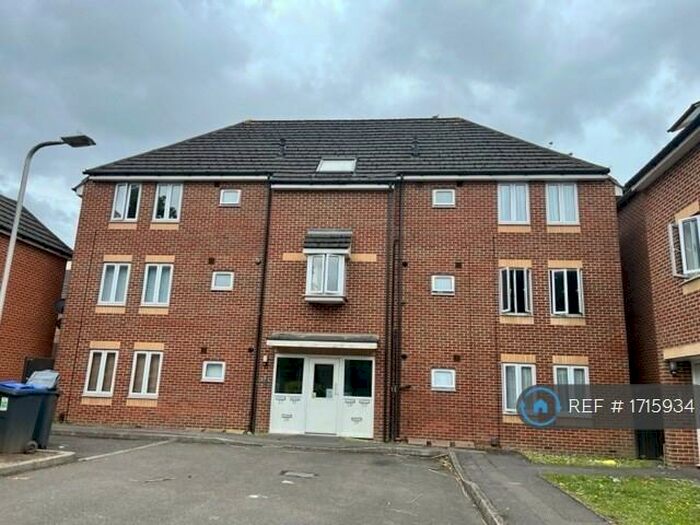 2 Bedroom Flat To Rent In Shilling Close, Tilehurst, Reading, RG30