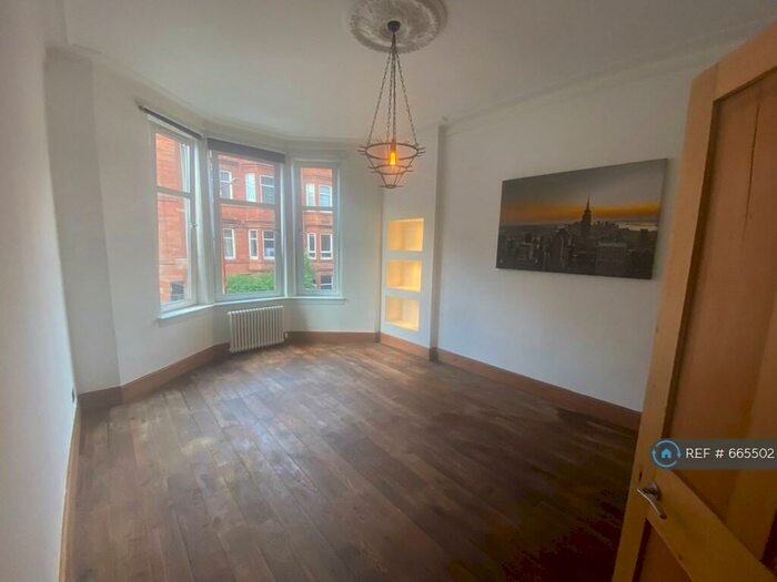 2 Bedroom Flat To Rent In Cartvale Road, Glasgow, G42