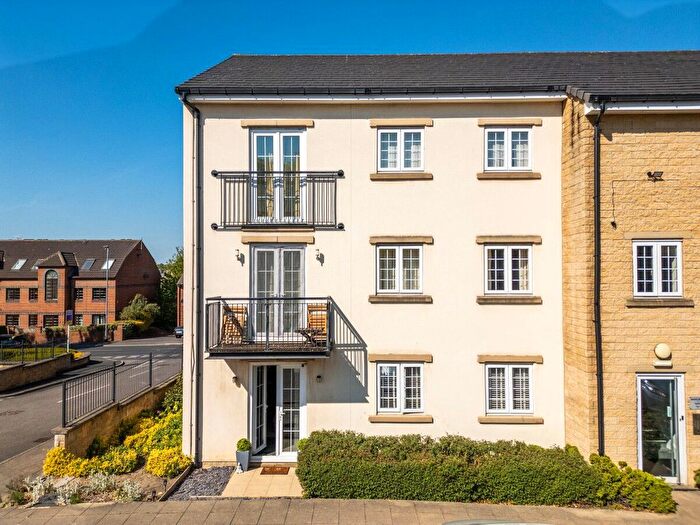 2 Bedroom Flat To Rent In Seven Hills Point, Morley, LS27