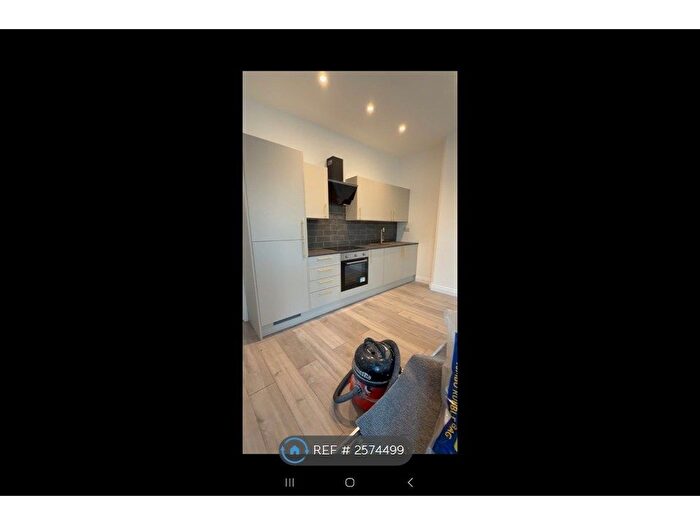 2 Bedroom Flat To Rent In Glyfiend Road, London, NW10