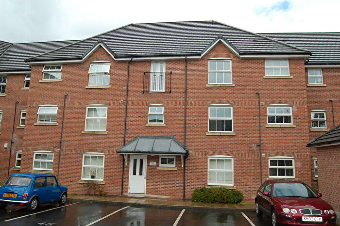 2 Bedroom Apartment To Rent In Sunningdale Court Little Lever Bolton Lancashire, BL3