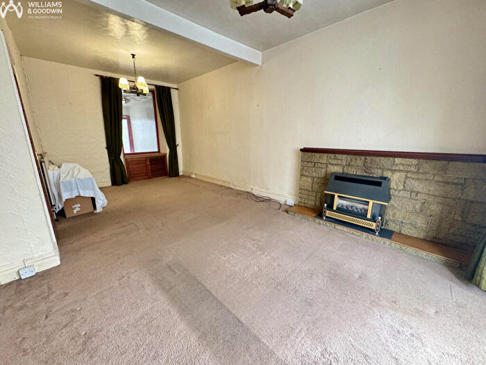 4 Bedroom Terraced House For Sale In Roberts Street, Holyhead, Anglesey, LL65