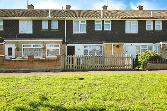 3 Bedroom Terraced House For Sale In Sorrel Road, Oxford, OX4