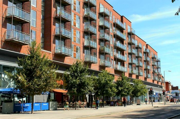 1 Bedroom Flat To Rent In The Heart, Walton-On-Thames, KT12