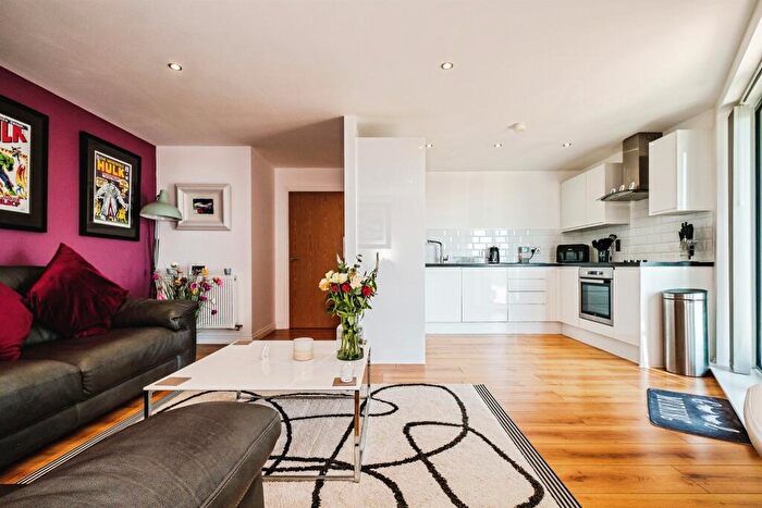 2 Bedroom Apartment For Sale In Brighton Road, Shoreham-By-Sea, BN43