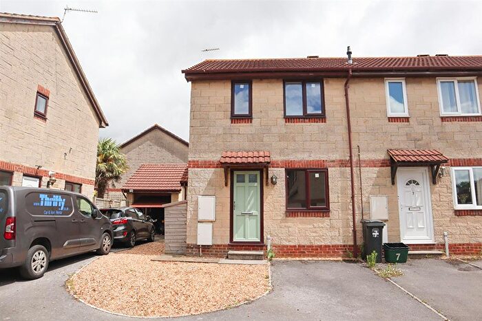 2 Bedroom Property To Rent In Avalon Close, Yatton, Bristol, BS49