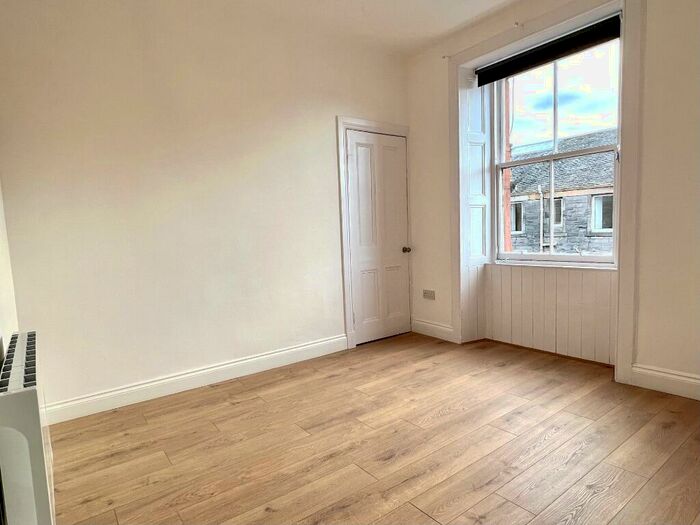 1 Bedroom Flat To Rent In Dunedin Street, Broughton, Edinburgh, EH7