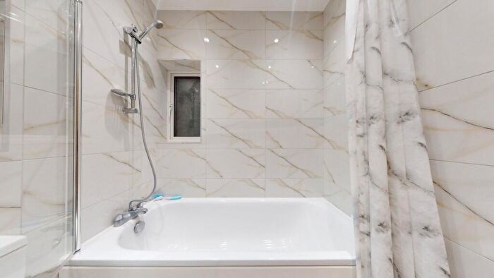 1 Bedroom House To Rent In Iveagh Avenue, Wembley, NW10