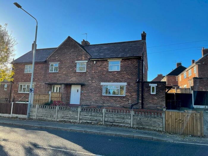 3 Bedroom Semi-Detached House To Rent In Nabbs Lane, Hucknall, Nottingham, NG15