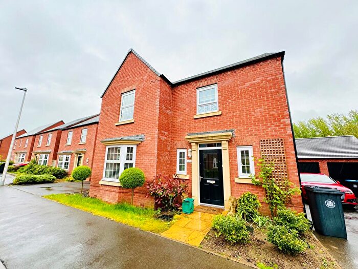 4 Bedroom House To Rent In Keepers Meadow, Long Itchington, CV47