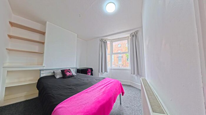 4 Bedroom Terraced House To Rent In Hollingdean Road, BN2