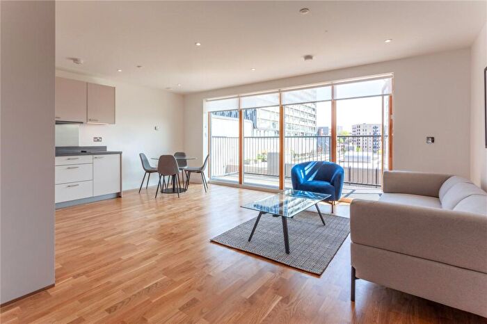 2 Bedroom Apartment For Sale In Golding Lodge, Golding Lodge, Wellington Street, SE18