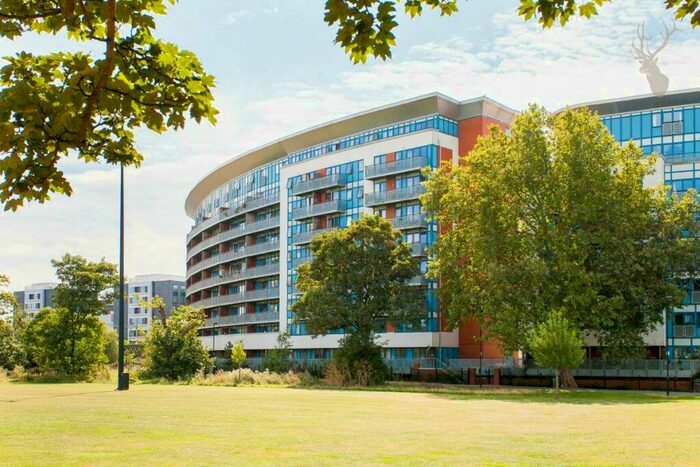 2 Bedroom Flat To Rent In Leamore Court, Meath Crescent, London, E2