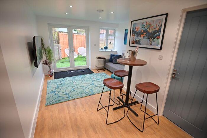 6 Bedroom House Of Multiple Occupation To Rent In En-suite Room To Suit Professionals, OX11