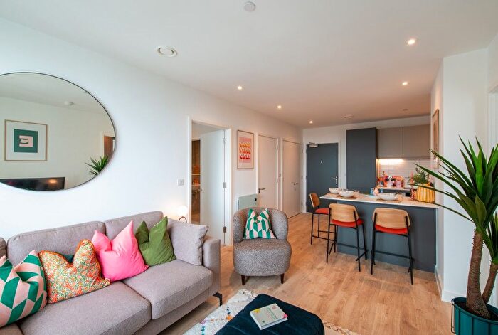 2 Bedroom Flat To Rent In Eda - Anchorage Quay, Salford, M50