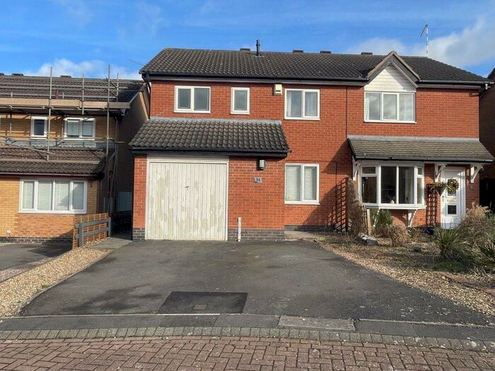 3 Bedroom House To Rent In Hayfield Close, Leicester, LE3
