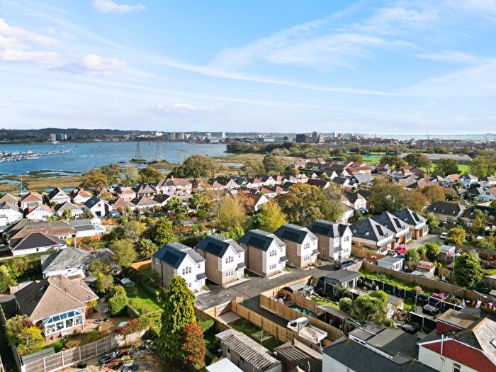 3 Bedroom Detached House For Sale In Blandford Road, Hamworthy, Poole, BH15