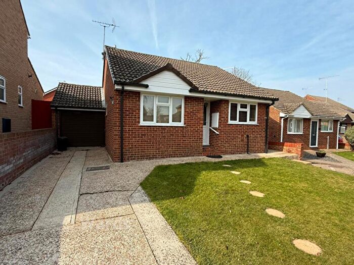 2 Bedroom Detached Bungalow For Sale In Camellia Close, Rainham, Gillingham, Kent, ME8