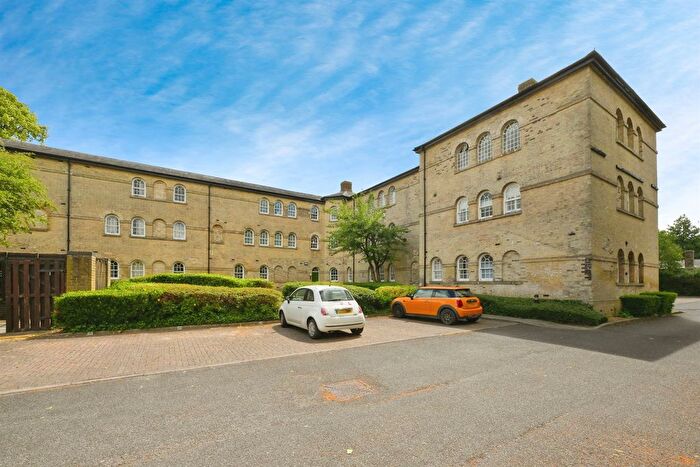 2 Bedroom Flat For Sale In Radwinter Road, Saffron Walden, CB11