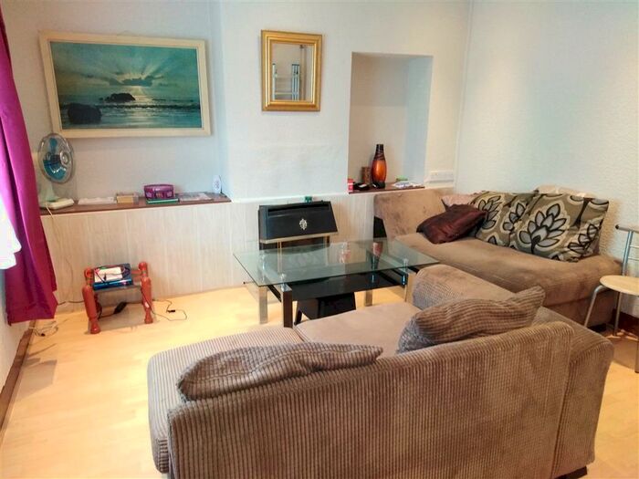 2 Bedroom House To Rent In Gwynedd Avenue, Townhill, Swansea, SA1