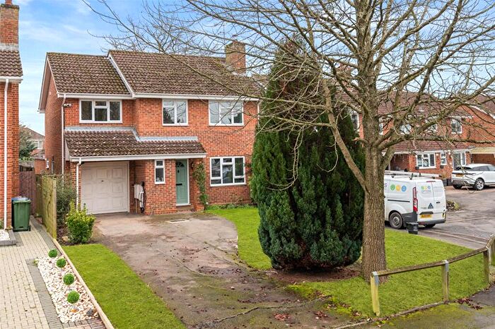 4 Bedroom Detached House To Rent In Moray Avenue, College Town, Sandhurst, Berkshire, GU47