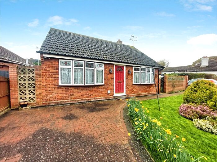 2 Bedroom Bungalow For Sale In Linkway, Iwade, Sittingbourne, Kent, ME9