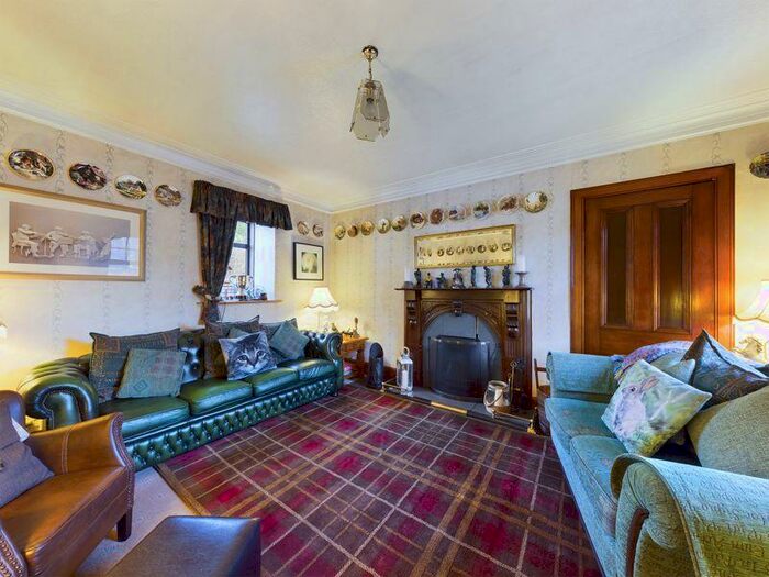 3 Bedroom End Of Terrace House For Sale In Lesmahagow Road, Boghead