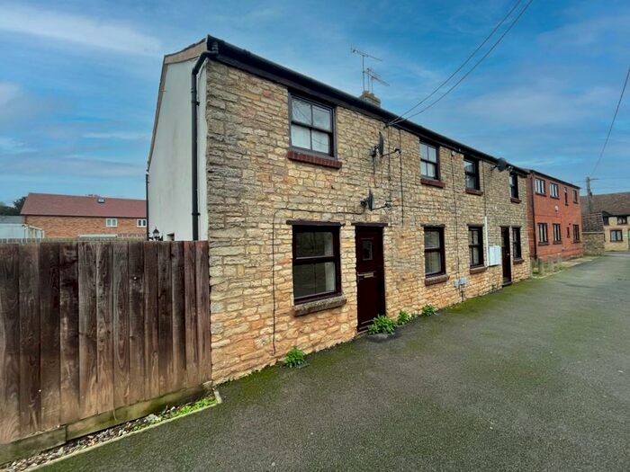 1 Bedroom Maisonette To Rent In Berrells Court, Olney, MK46