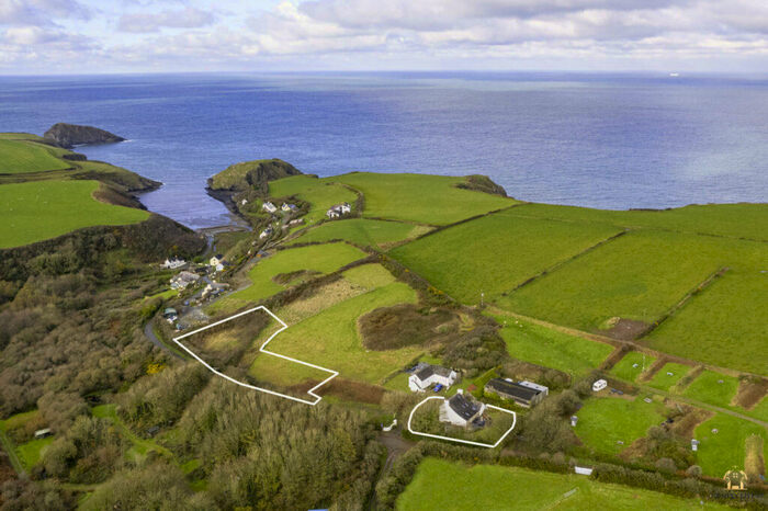 3 Bedroom Detached House For Sale In Y Garn, SA62