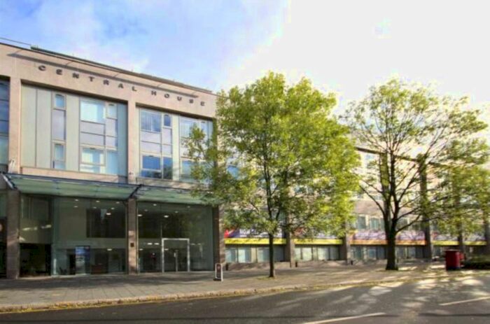 Studio To Rent In Central House, Lampton Road, Hounslow, TW3