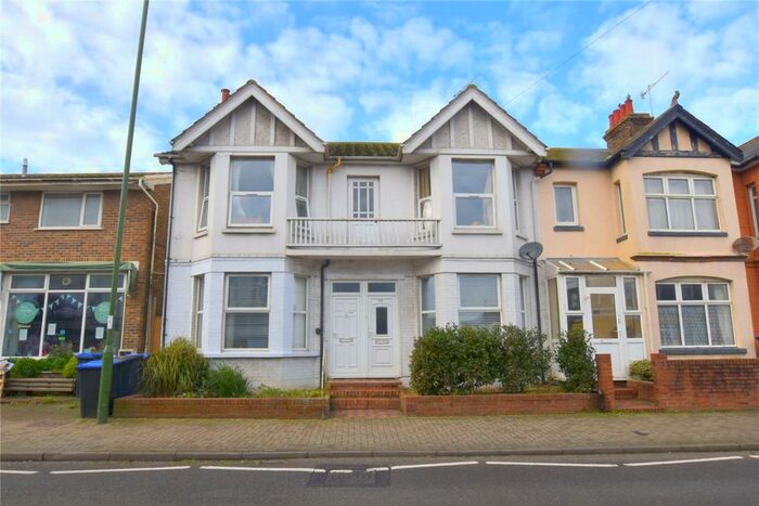 2 Bedroom Apartment To Rent In South Street, Lancing, West Sussex, BN15