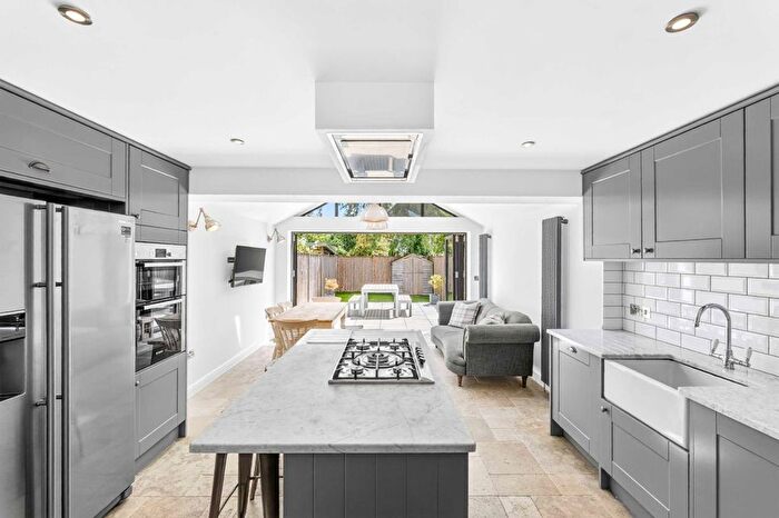3 Bedroom Terraced House For Sale In Bevin Square, Tooting, SW17