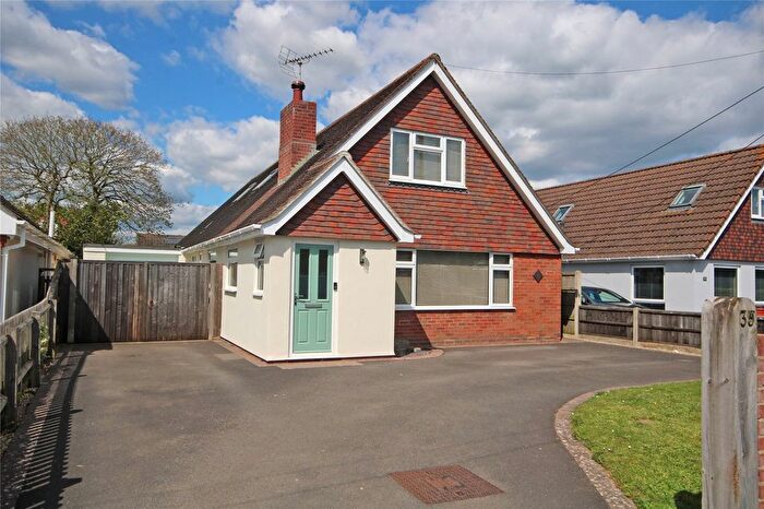 4 Bedroom Detached House For Sale In Avenue Road, Walkford, Christchurch, Dorset, BH23