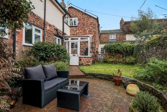 3 Bedroom Semi-Detached House For Sale In Sandford, EX17