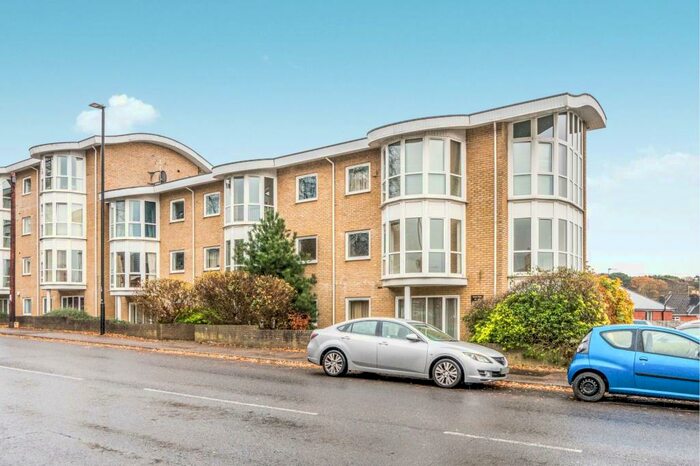 2 Bedroom Apartment To Rent In Surrey Point, Winchester Road, Southampton, SO16