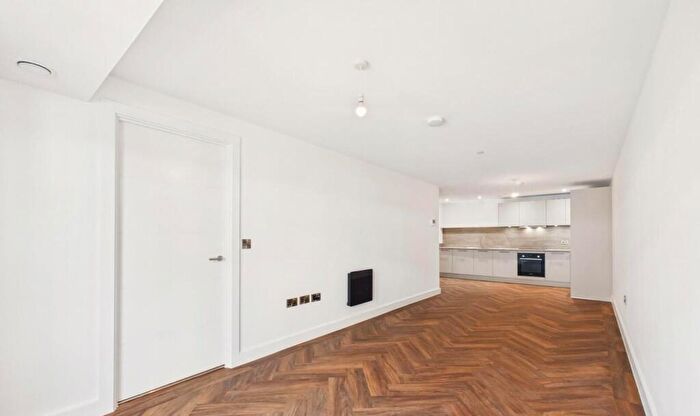 2 Bedroom Flat For Sale In St Paul's Square, Birmingham, B3