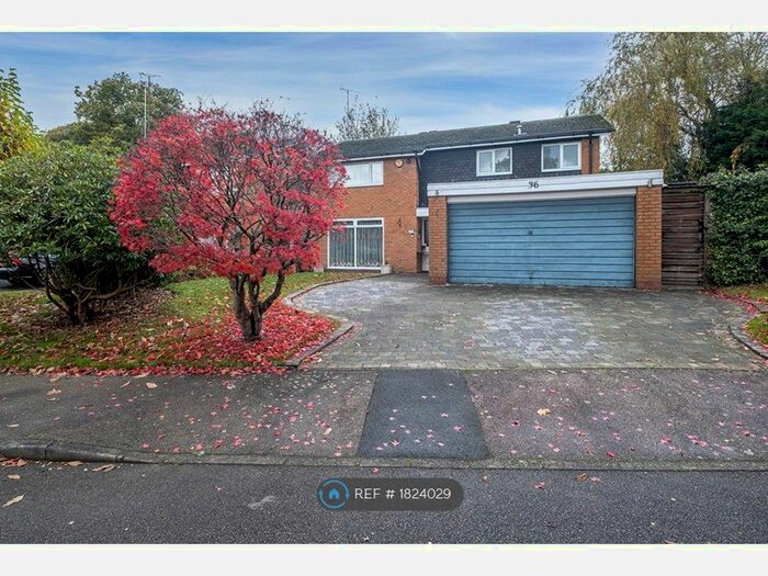 3 Bedroom Detached House To Rent In Greville Drive, Birmingham, B15