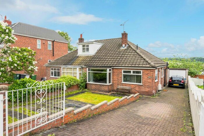 2 Bedroom Semi-Detached House To Rent In Headfield Rd, Dewsbury, WF12