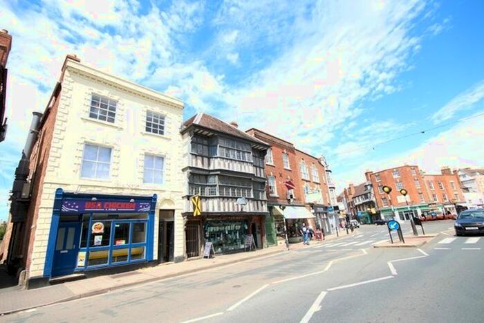 2 Bedroom Flat To Rent In 99 Church Street, Tewkesbury GL20