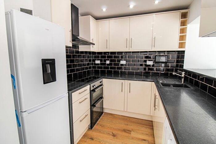 4 Bedroom Terraced House To Rent In Fordyke Road, Dagenham, RM8