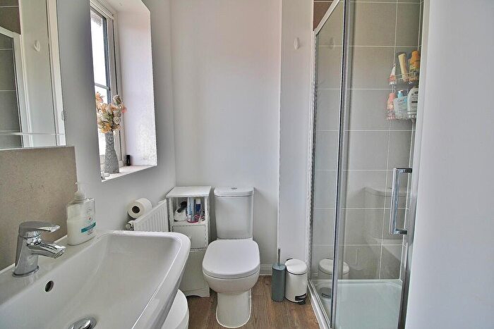 4 Bedroom Detached House For Sale In Cornflower Gardens, Clanfield, PO8