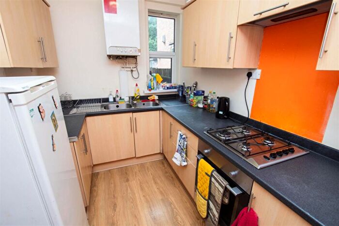 6 Bedroom House To Rent In Tiverton Road, Birmingham, West Midlands, B29