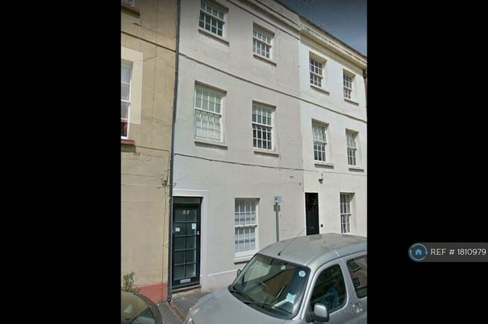 1 Bedroom Flat To Rent In Melbourne Street, Exeter, EX2