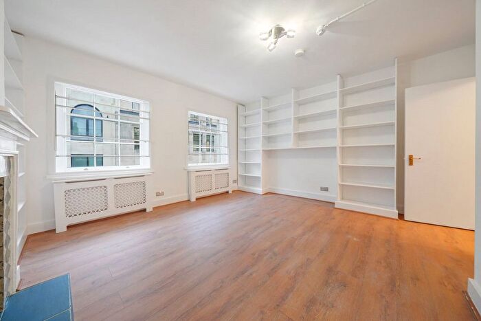 2 Bedroom Flat To Rent In Wardour Street, Soho, London, W1F